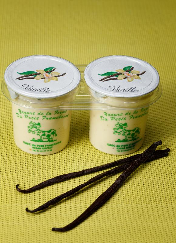 2 yaourts vanille (La ferme du petit Franchesse)